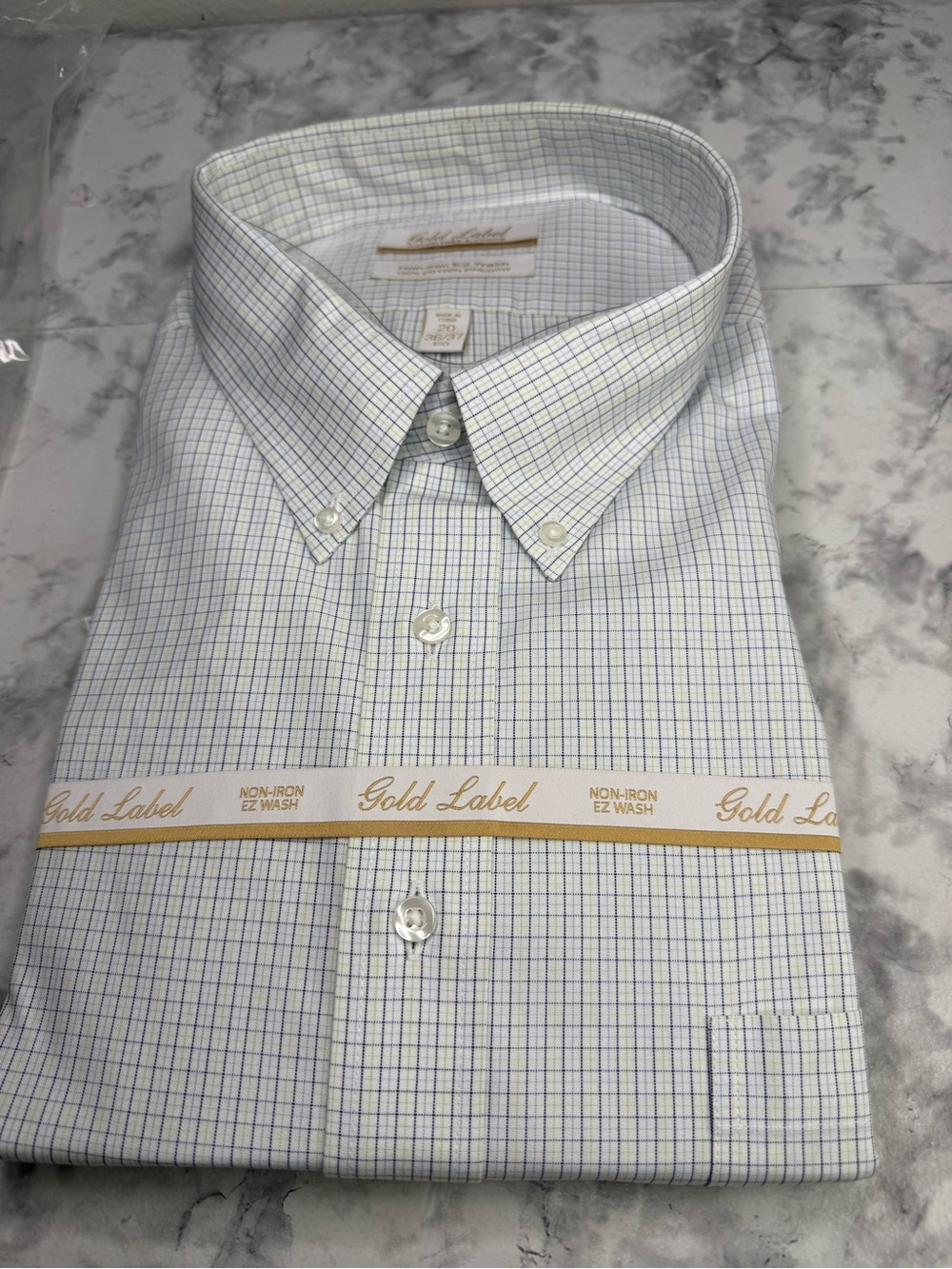 Roundtree &Yorke White Dress Shirt, Blue and Light Green Windowpane Sz 20- 36/37
